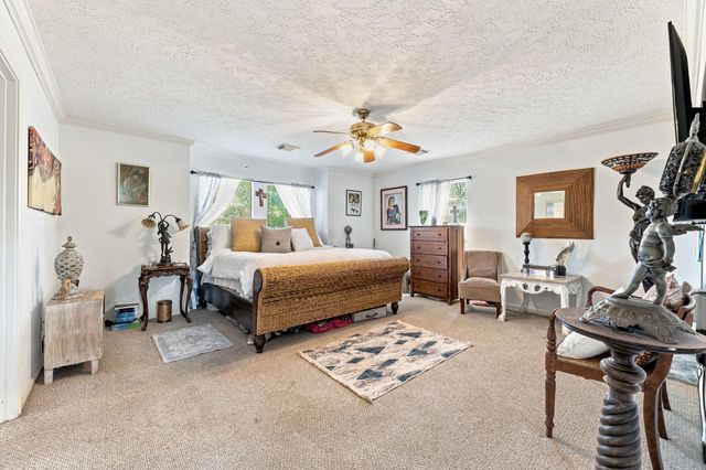 217 Baywood Street, Shoreacres, TX 77571