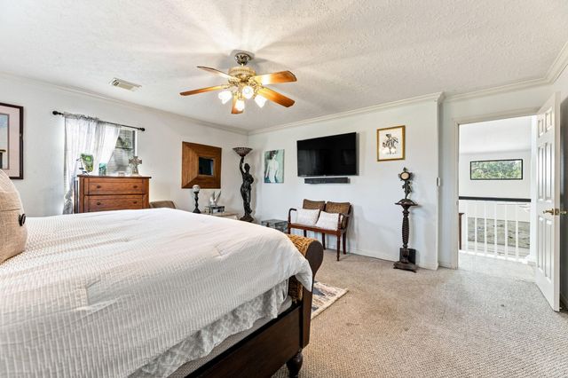 217 Baywood Street, Shoreacres, TX 77571