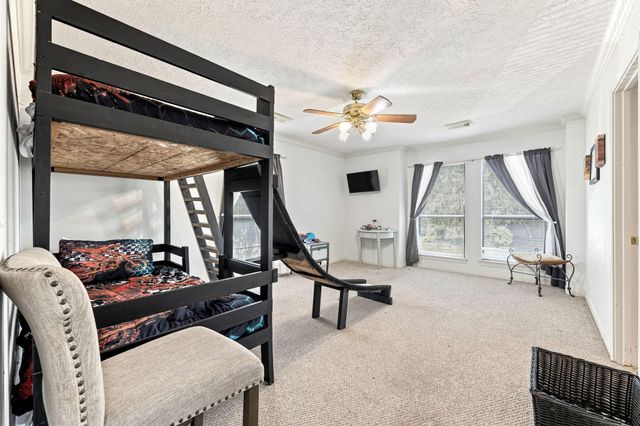 217 Baywood Street, Shoreacres, TX 77571