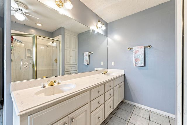 217 Baywood Street, Shoreacres, TX 77571