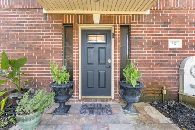 217 Baywood Street, Shoreacres, TX 77571