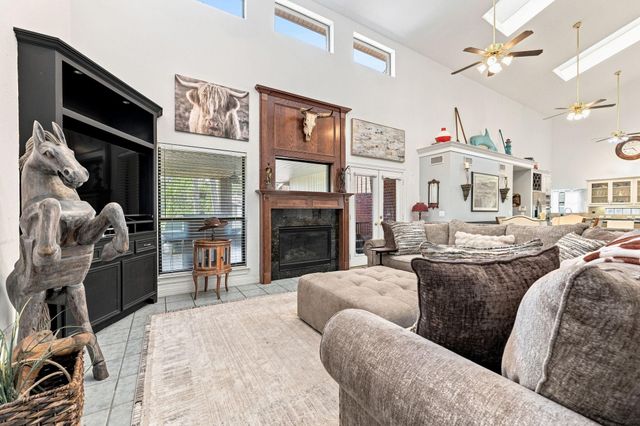 217 Baywood Street, Shoreacres, TX 77571