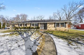 206 Clarence Street, Holly Village, MI 48442