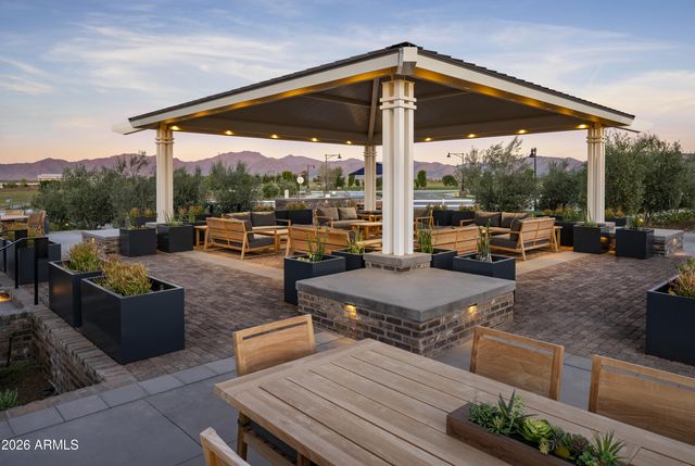 17200 W MONTPELIER Street, Surprise, AZ 85388