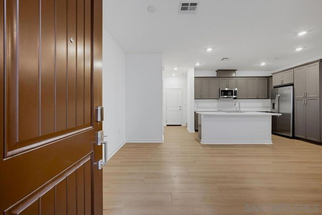 4239 S Gasly Paseo, Ontario, CA 91762
