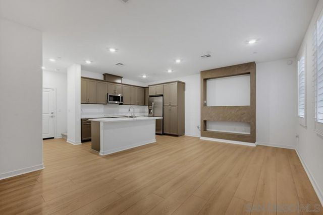 4239 S Gasly Paseo, Ontario, CA 91762