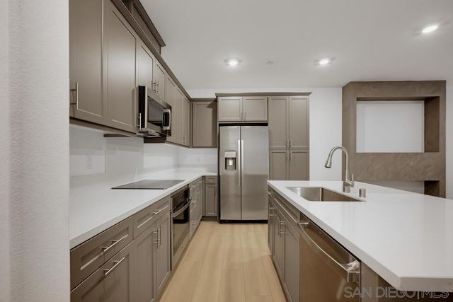 4239 S Gasly Paseo, Ontario, CA 91762