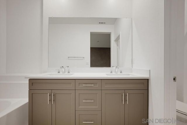 4239 S Gasly Paseo, Ontario, CA 91762