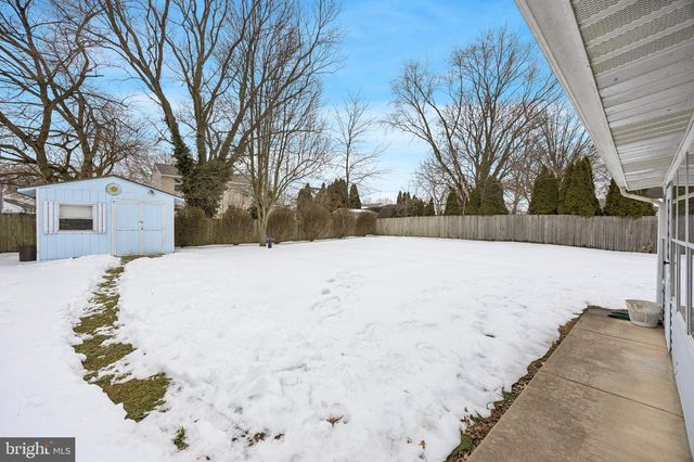 223 ALDEN AVE, Morrisville, PA 19067