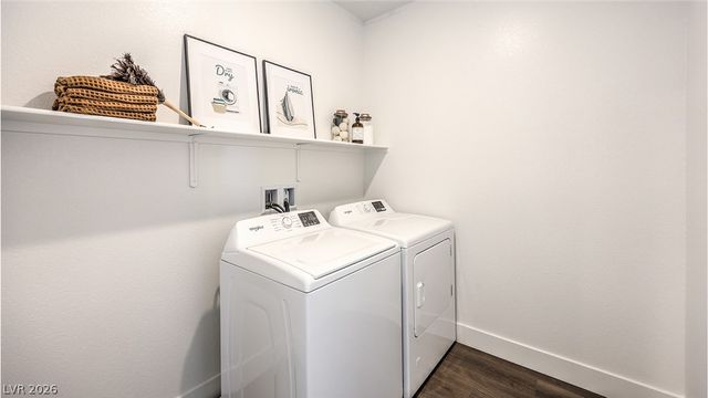 917 Kassie Lake Way, North Las Vegas, NV 89084