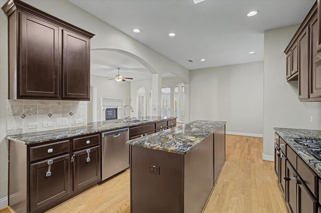 3818 Bandera Reserve Lane, Houston, TX 77059