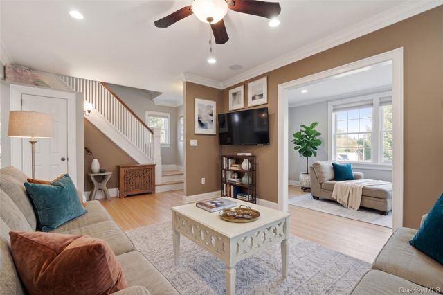 2913 Davis Street, Oceanside, NY 11572