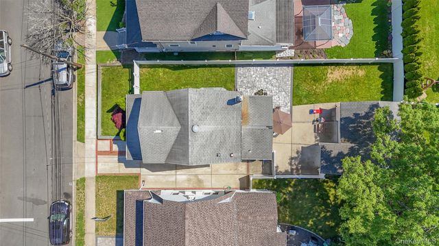 2913 Davis Street, Oceanside, NY 11572