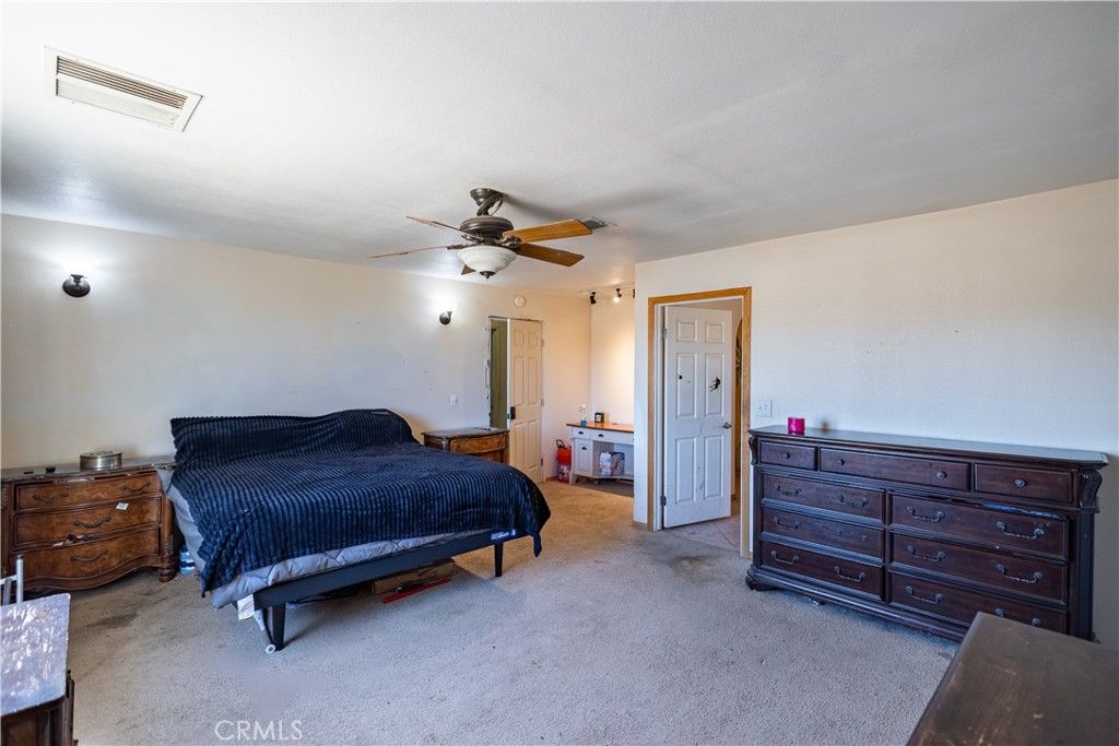 Image 25 of property listing at 3809 Hanford, Yucca Valley, CA 92284