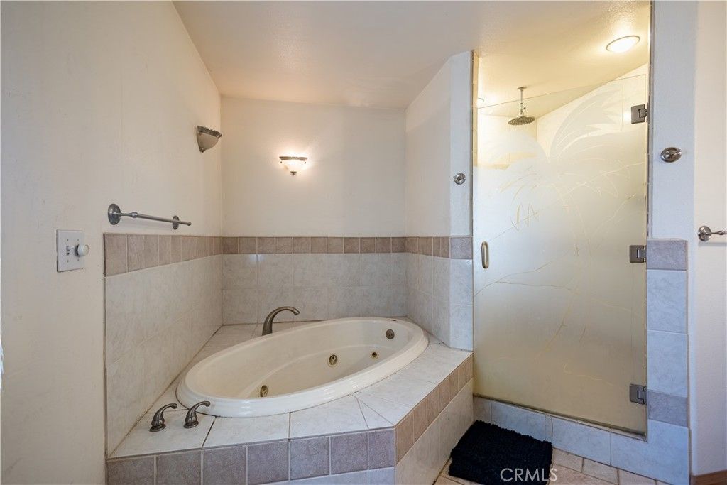 Image 28 of property listing at 3809 Hanford, Yucca Valley, CA 92284