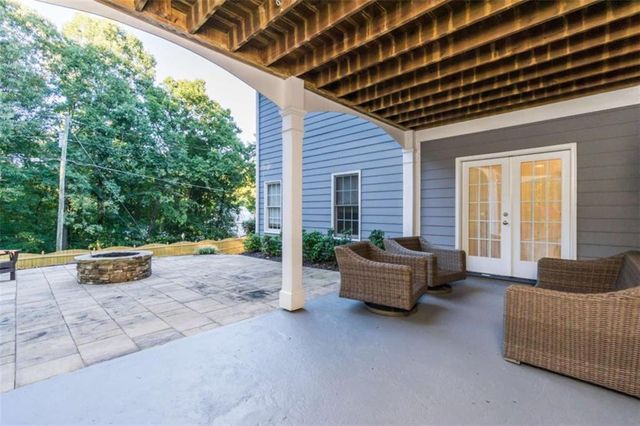 9325 Spinnaker Lane, Gainesville, GA 30506