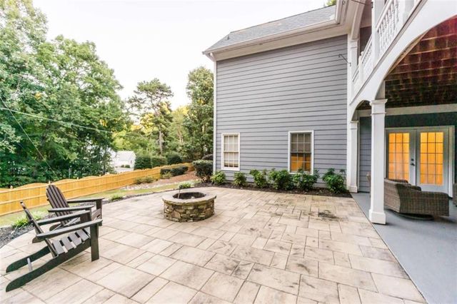 9325 Spinnaker Lane, Gainesville, GA 30506