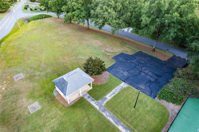 9325 Spinnaker Lane, Gainesville, GA 30506