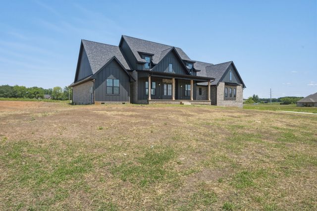 5022 Royal View Way, Clarksville, TN 37040