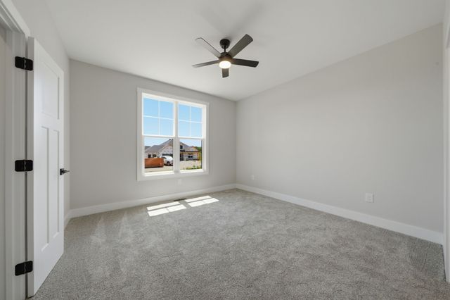5022 Royal View Way, Clarksville, TN 37040