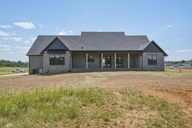 5022 Royal View Way, Clarksville, TN 37040
