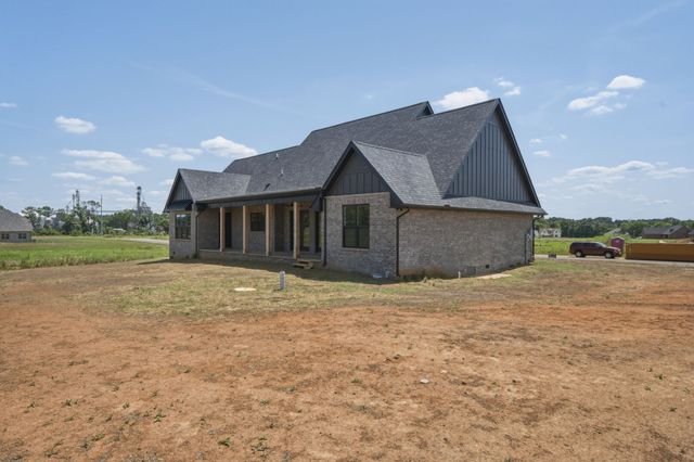 5022 Royal View Way, Clarksville, TN 37040