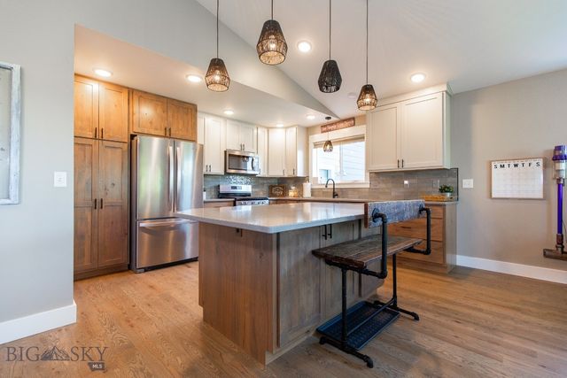 358 Pioneer Crossing Blvd, Manhattan, MT 59741