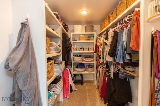 358 Pioneer Crossing Blvd, Manhattan, MT 59741