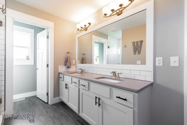 358 Pioneer Crossing Blvd, Manhattan, MT 59741