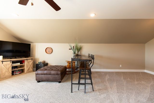 358 Pioneer Crossing Blvd, Manhattan, MT 59741