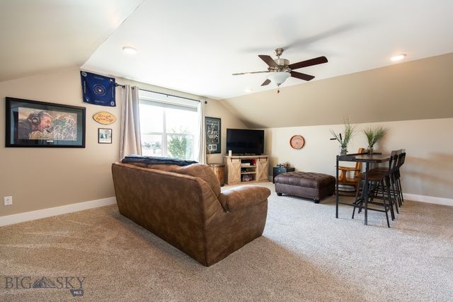 358 Pioneer Crossing Blvd, Manhattan, MT 59741