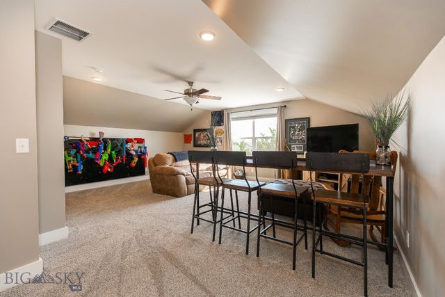 358 Pioneer Crossing Blvd, Manhattan, MT 59741