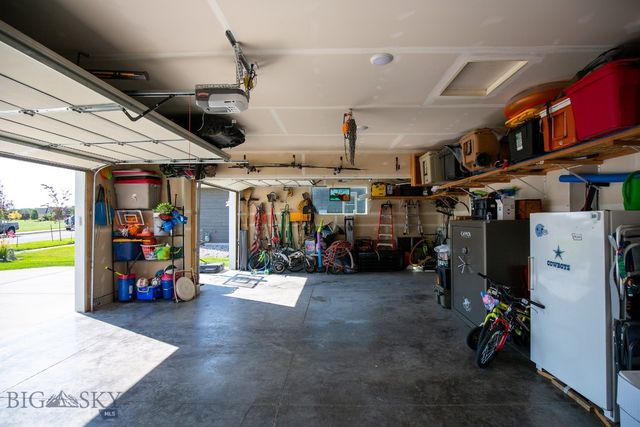 358 Pioneer Crossing Blvd, Manhattan, MT 59741