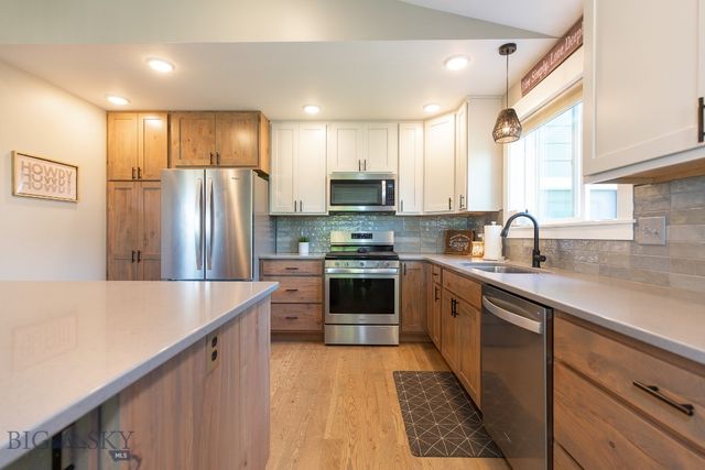 358 Pioneer Crossing Blvd, Manhattan, MT 59741