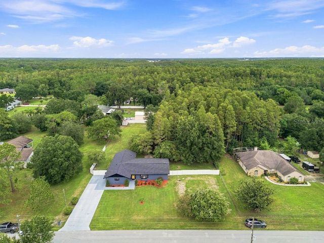 17933 EAGLE LANE, Lutz, FL 33558