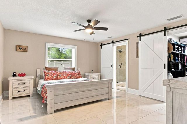 17933 EAGLE LANE, Lutz, FL 33558