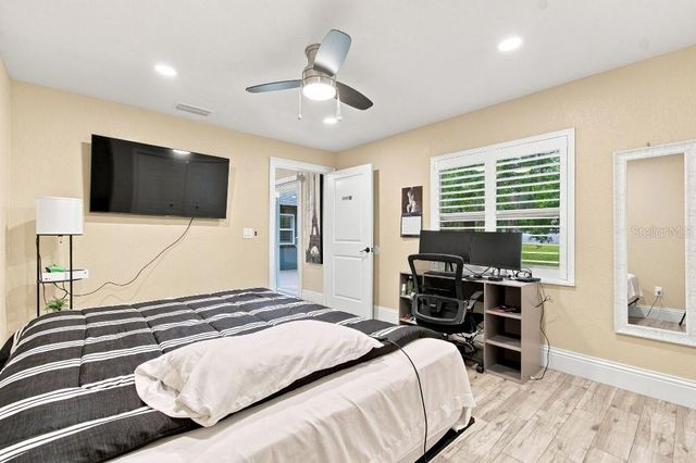 17933 EAGLE LANE, Lutz, FL 33558