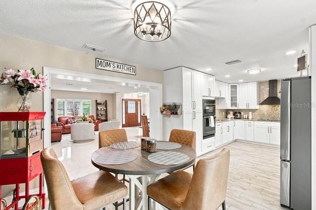 17933 EAGLE LANE, Lutz, FL 33558