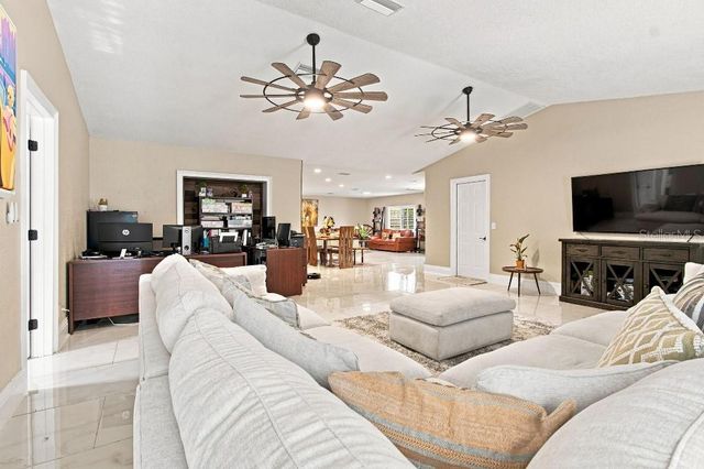 17933 EAGLE LANE, Lutz, FL 33558