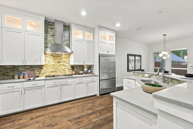 6251 Lakeshore Drive, Dallas, TX 75214