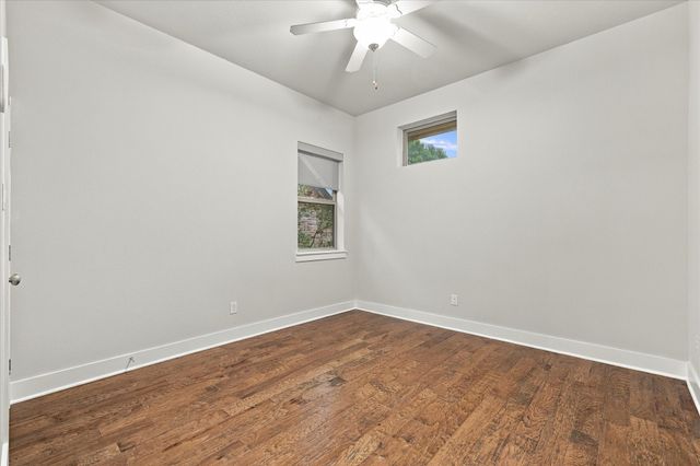 6251 Lakeshore Drive, Dallas, TX 75214