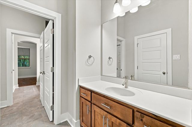6251 Lakeshore Drive, Dallas, TX 75214