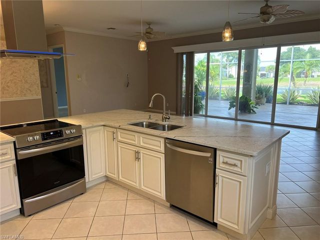 9269 Palm Island CIR, North Fort Myers, FL 33903