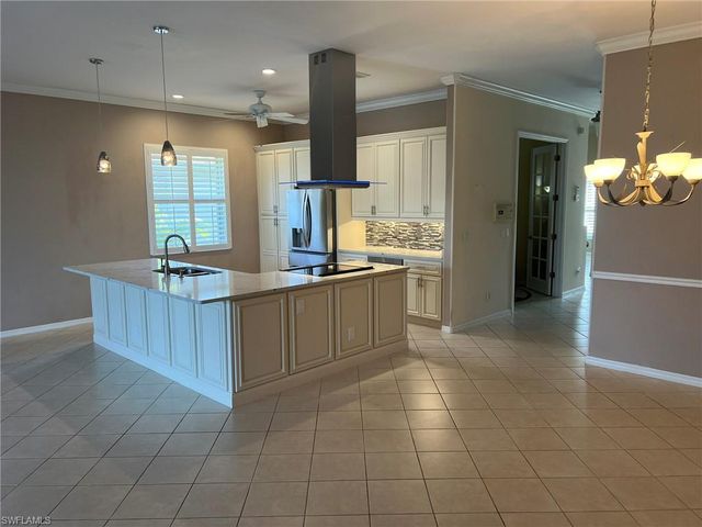 9269 Palm Island CIR, North Fort Myers, FL 33903