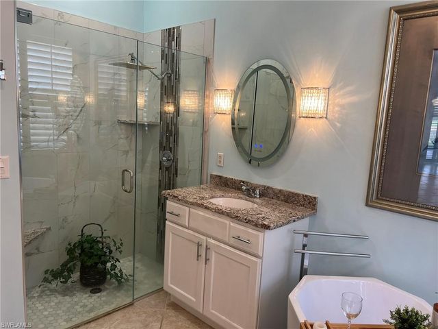 9269 Palm Island CIR, North Fort Myers, FL 33903