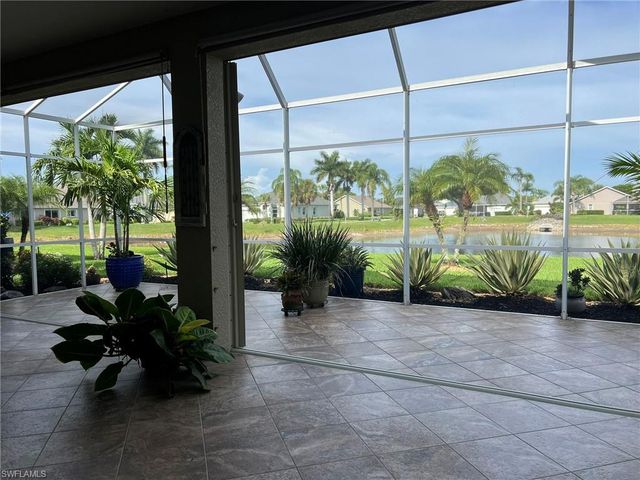 9269 Palm Island CIR, North Fort Myers, FL 33903