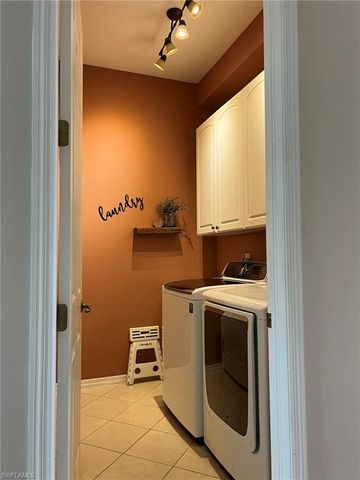 9269 Palm Island CIR, North Fort Myers, FL 33903