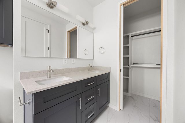 1709 Maple Ave 2B, Austin, TX 78702