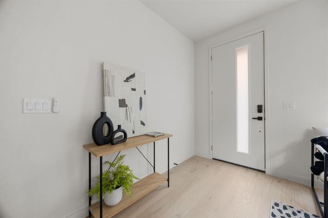 1709 Maple Ave 2B, Austin, TX 78702