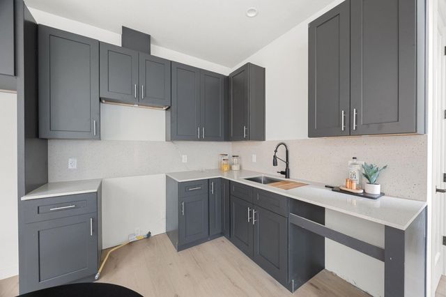 1709 Maple Ave 2B, Austin, TX 78702